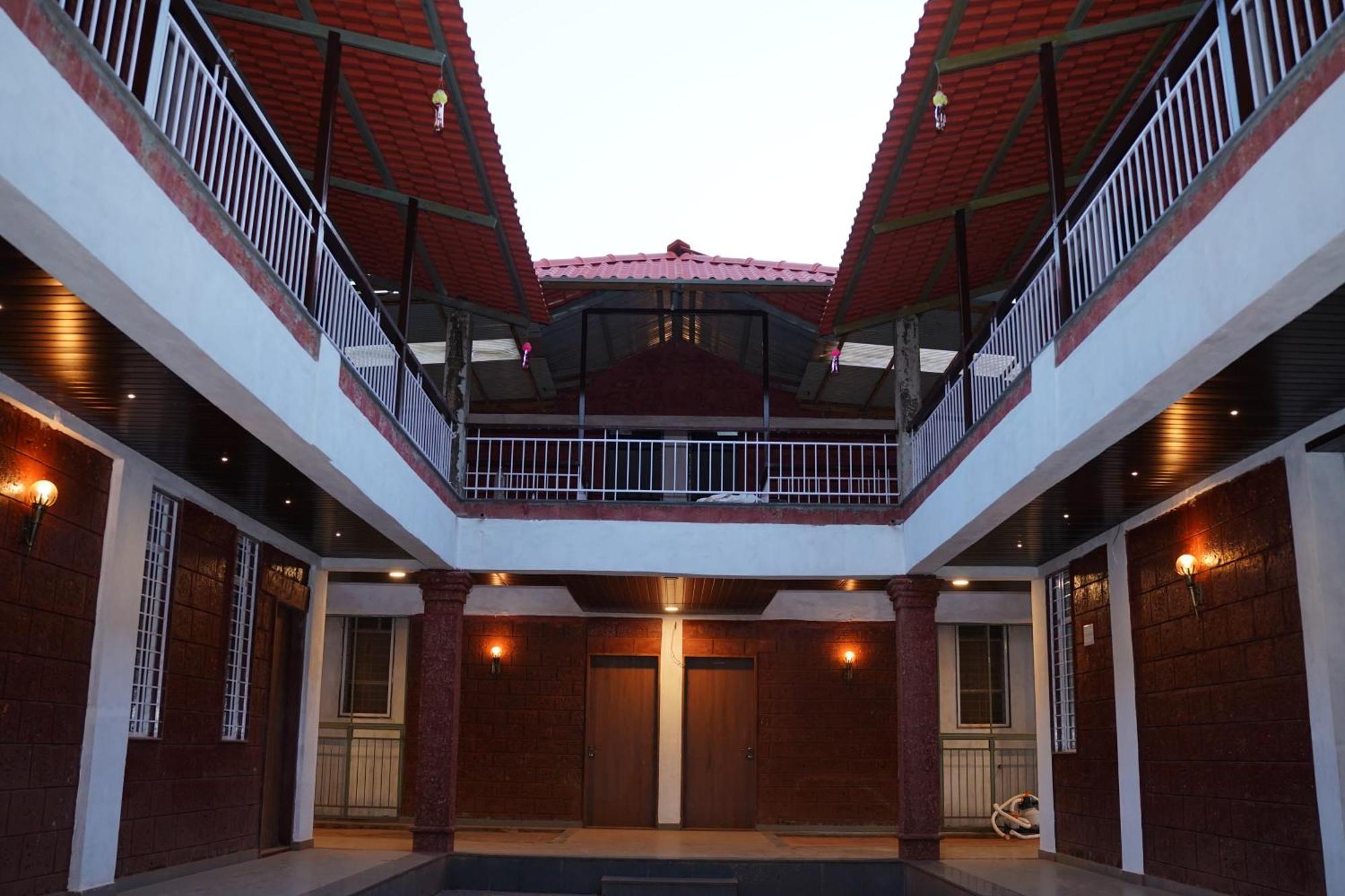 Vanvarsha Resort Chandoli 외부 사진
